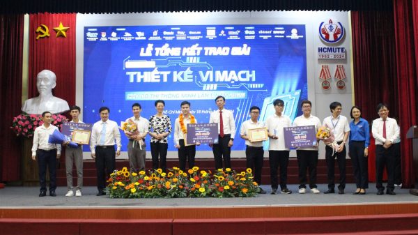 tphcm-trao-giai-cuoc-thi-thiet-ke-vi-mach-cho-do-thi-thong-minh-lan-1